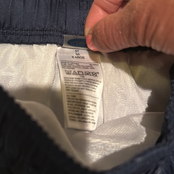 Kids Multicolor Swim Shorts. 2 items. EUC. - Picture 11 of 16